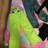  2 pantaloni neve 5/6 anni, 2 completi intimi term
