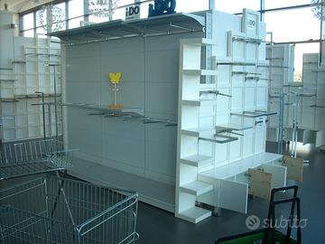 Scaffalature per negozio