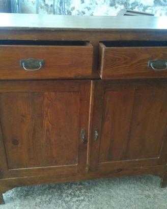 credenza in pino del dopoguerra