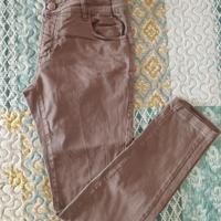 Pantaloni donna