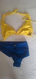 costume  due pezzi