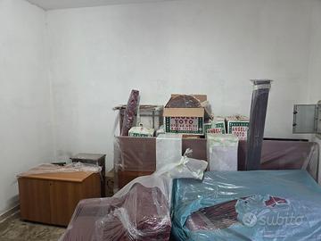 mobili ed arredamento vario da casa ed ufficio