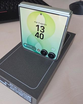 Samsung Galaxy Flip8  512GB/12GB  Mint