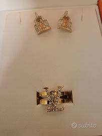 set orecchini e anello