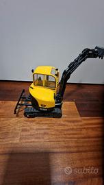 scavatrice volvo Ecr88