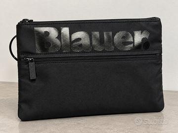 Pochette blauer