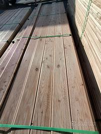 tavole zigrinate larice per pavimentazione esterna