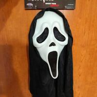 Ghostface mask Scream