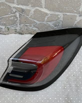 Stop LED posteriore destro esterno Ford Puma