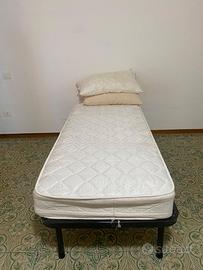 Letto singolo con materasso
