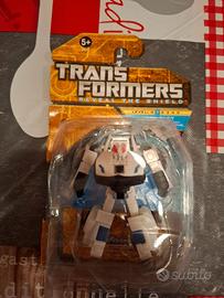 Transformers Reveal the shield Prowl