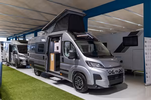 ADRIA TWIN 640 PTR - 60Y *** ULTIMO I