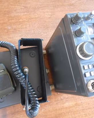 Ricetrasmettitore VHF all mode Yaesu Ft-290