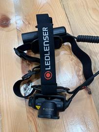 Lampada frontale LED LENSER H7R CORE