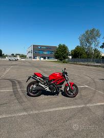 Ducati monster 696 depo a2
