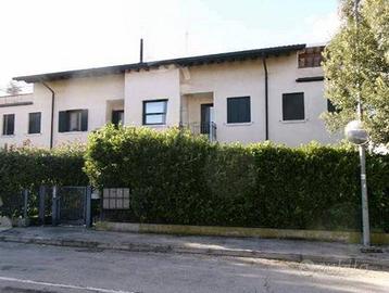 Immobile in asta di 72 m² con 2 locali e box auto 
