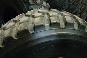 Gomme 14.00 R 20 Pirelli Ps22 60%
