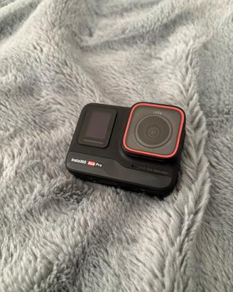 Insta360