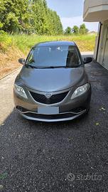 Lancia ypsilon 2017 km 85000