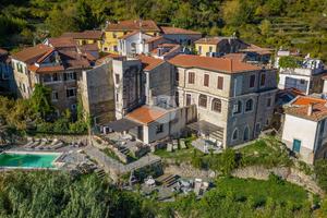 3 LOCALI A PRELÀ