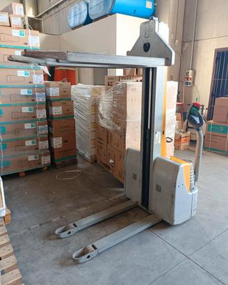 Carrello elevatore Jungheinrich 1000kg x 1.6mt