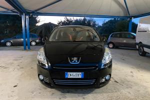 Peugeot 5008 1.6 HDi 115CV Active ---7 POSTI---KM 
