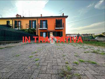 VILLA A SCHIERA A MOZZECANE