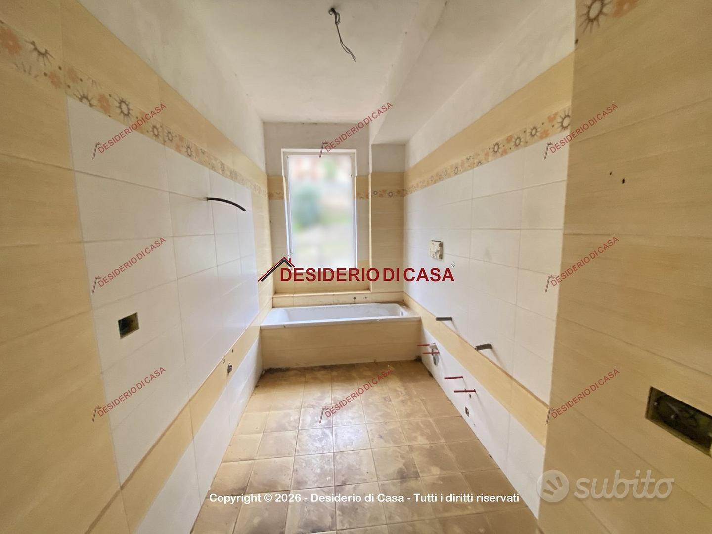 Casa, Gioiosa Marea. - More