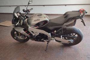 Aprilia Tuono V4