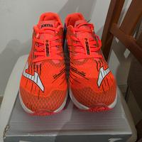 Jonathan running / r4000