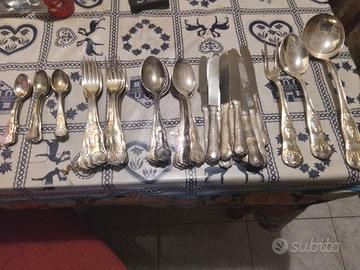 SET VINTAGE POSATE 49 PEZZI PLACCATO ARG 800