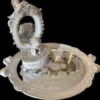 Shabby bassoio e pirta gioielli decorati