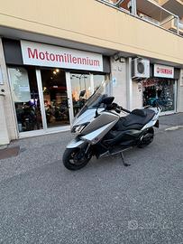 Yamaha TMAX 530