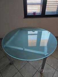 tavolo in cristallo