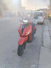 Piaggio Beverly 300 - 2021
