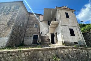 4 LOCALI A CASSINO