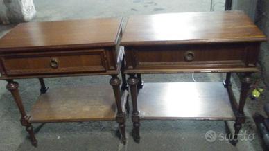 Coppia di comodini noce chiaro 35×60