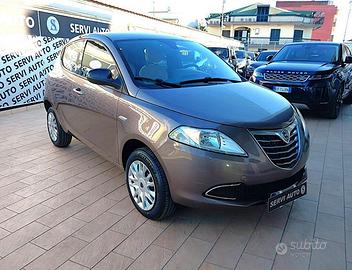 Lancia Ypsilon 0.9 Twinair 85 CV metano Ecoch...