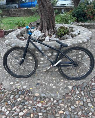Mountain bike dirt-street Dartmoor Cody 26