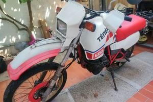 Yamaha XT600Z Tenere 1VJ 1987 da restaurare