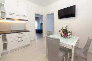 VISTAMARE 100m daSPIAGGIA CON PARCHEGGIO