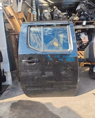 PORTA POST DX NISSAN NAVARA 2.5 TD 2010 YD25 811/2
