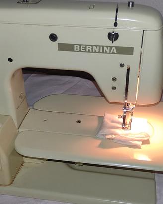 Macchina da cucire Bernina 707 minimatic