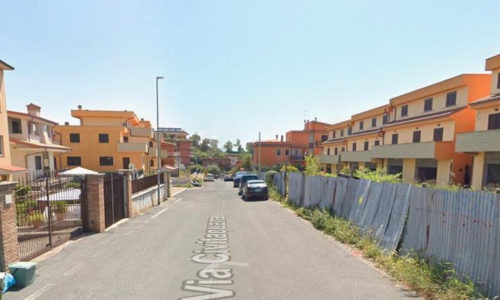 Case rosse/tiburtina trilocale con balcone