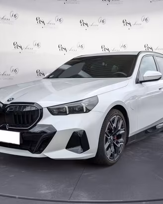 BMW Serie 5 530e xDrive M Sport Gancio Tetto ...