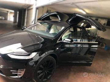 TESLA MODEL X LONG RANGE