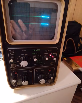 Oscilloscopio Grunding  GO 20Z