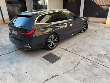 BMW 330 d xdrive g21