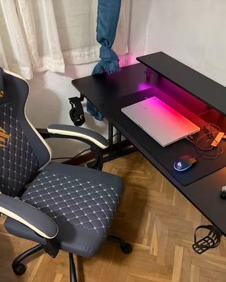 Scrivania Gaming 140cm LED RGB + Prese Integrate