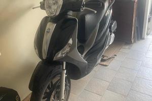 piaggio 125 medley